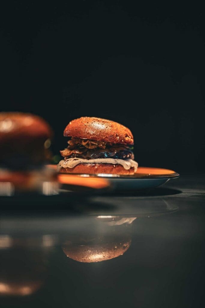 Hamburgare av restaurang Hubben som har lokal på The Hub Höganäs